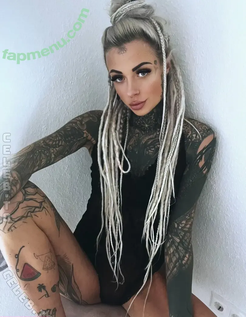 Marleyne Melonski nude photo #0027 (marleynemelonski / melonskii.privat)