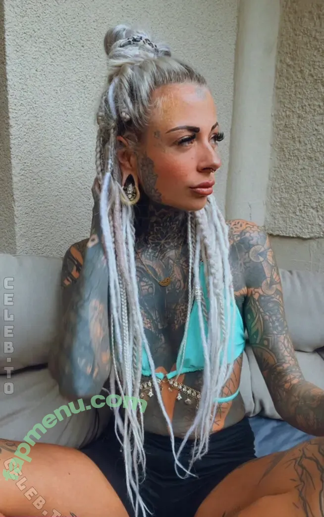 Marleyne Melonski nude photo #0028 (marleynemelonski / melonskii.privat)