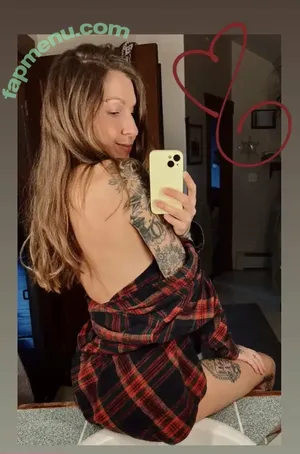  nude photo #0004