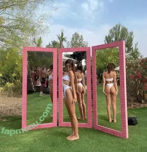  nude photo #0004