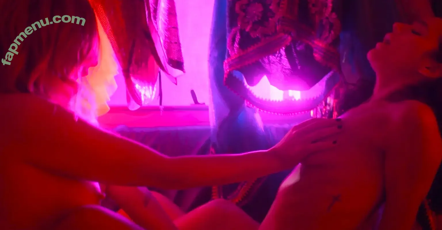 Marquezine nude photo #0001 (Marquezine)
