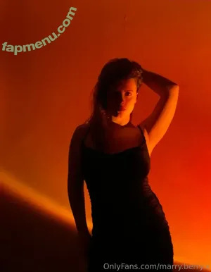 marry.berry.x / xmaryhappyberryx nude photo #0022