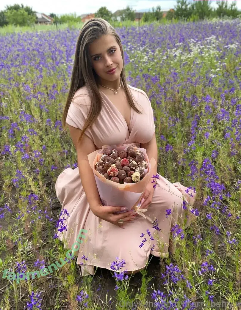 marry.berry.x nude photo #0028 (xmaryhappyberryx)