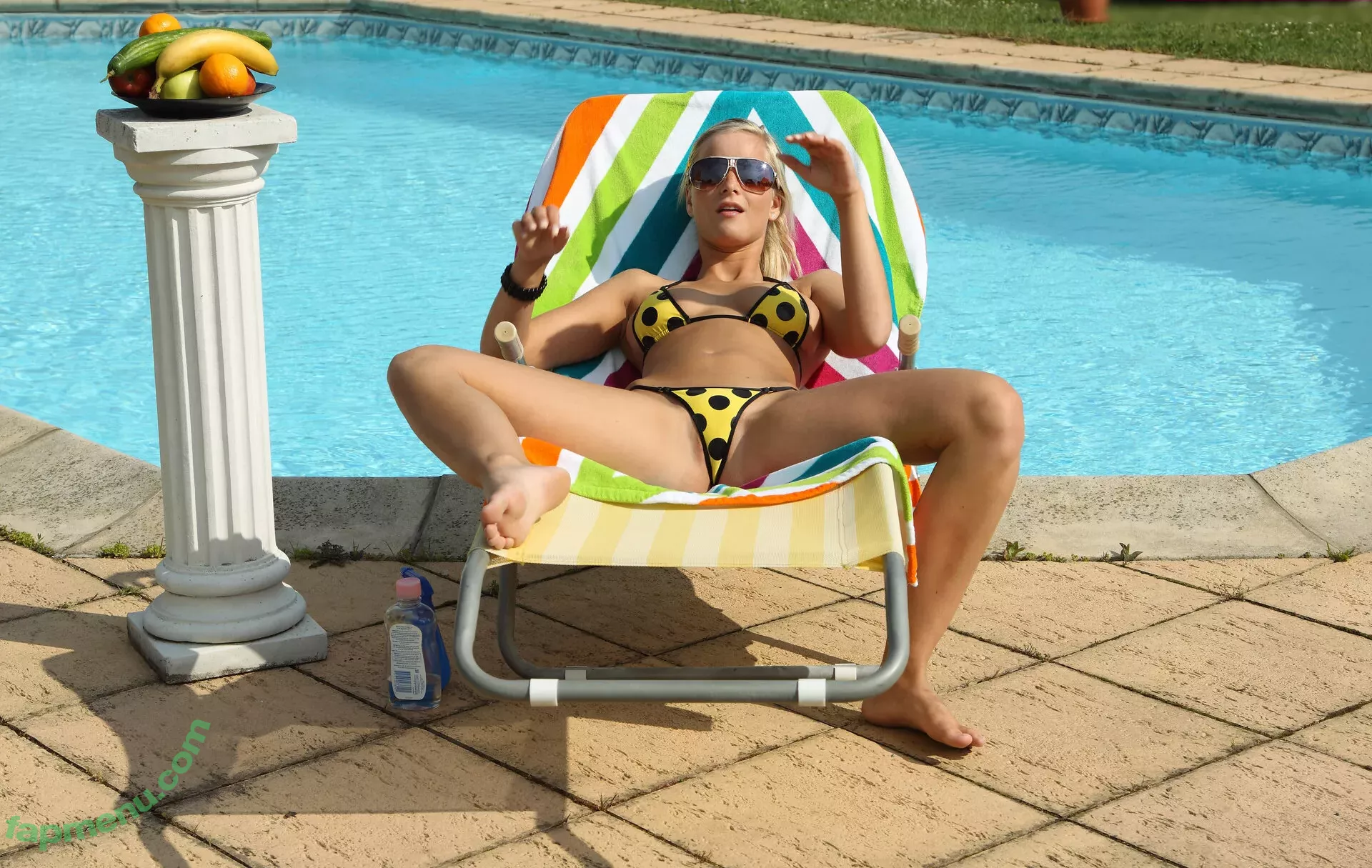 Marry Queen nude photo #0456 (Mary / Miela)