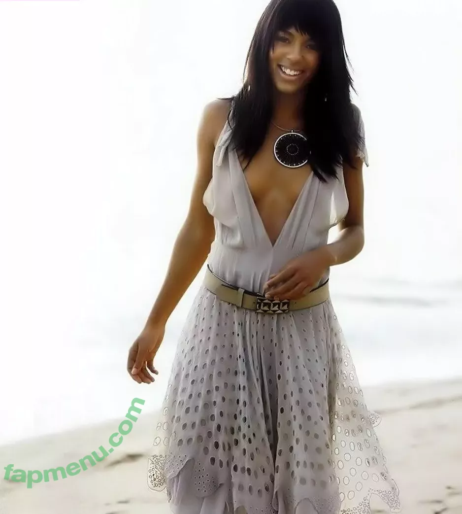 Marsha Thomason nude photo #0031 (iammarshathomason)