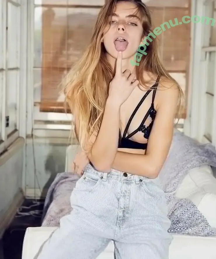 Marta Piekarz nude photo #0057 (Marta the Martian / martathemartian)