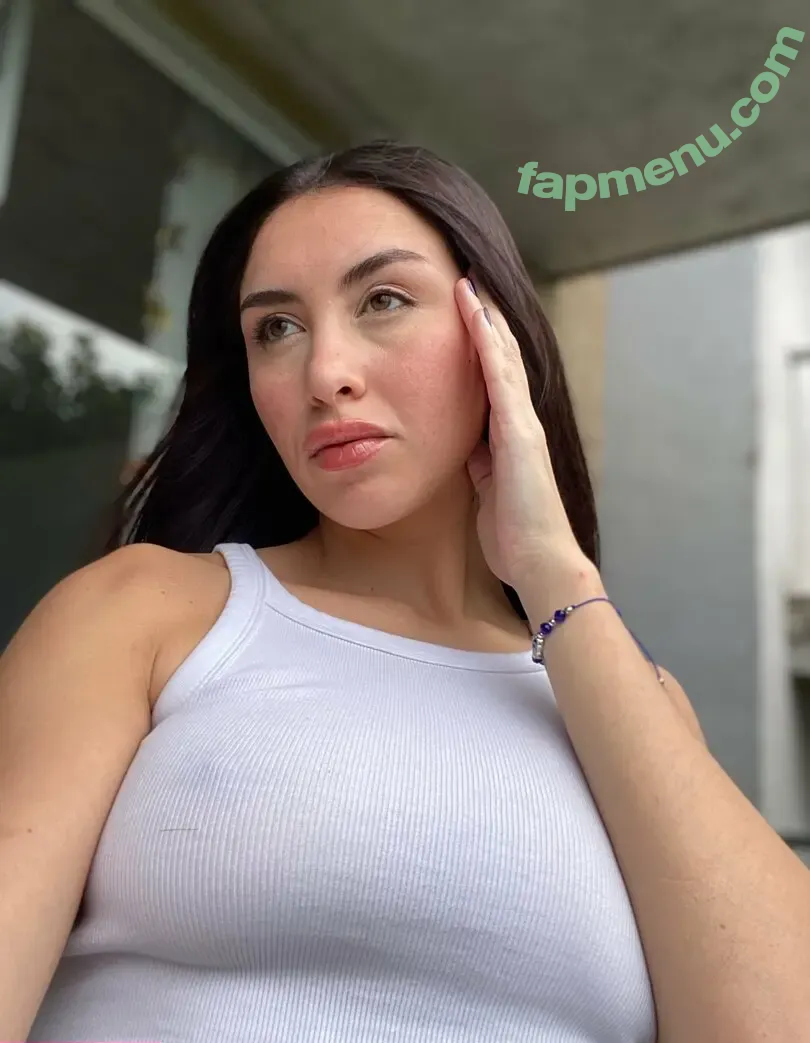 martafalco nude photo #0007 (martafalco__)