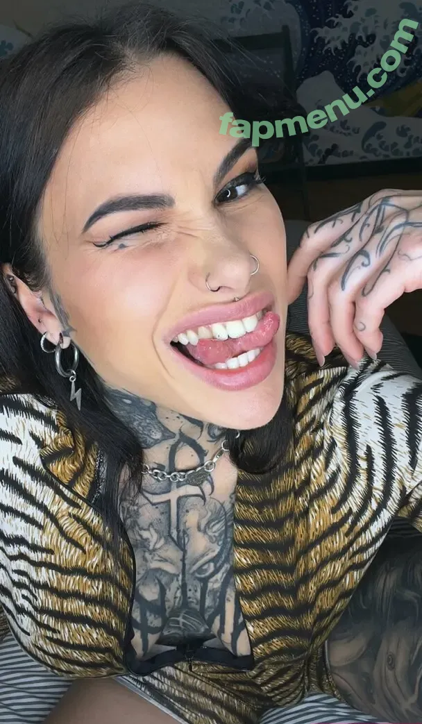 martamake nude photo #0150 (martamakeart)