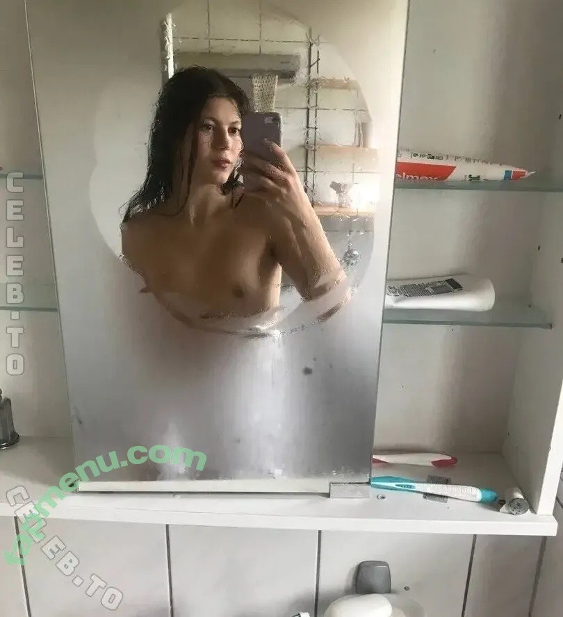 martha18xx nude photo #0051 (martha18xx)