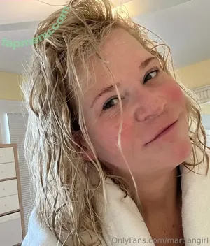 martiangirl / ewa.lee nude photo #0059