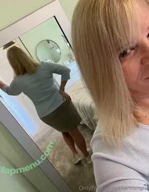 martiangirl / ewa.lee nude photo #0079