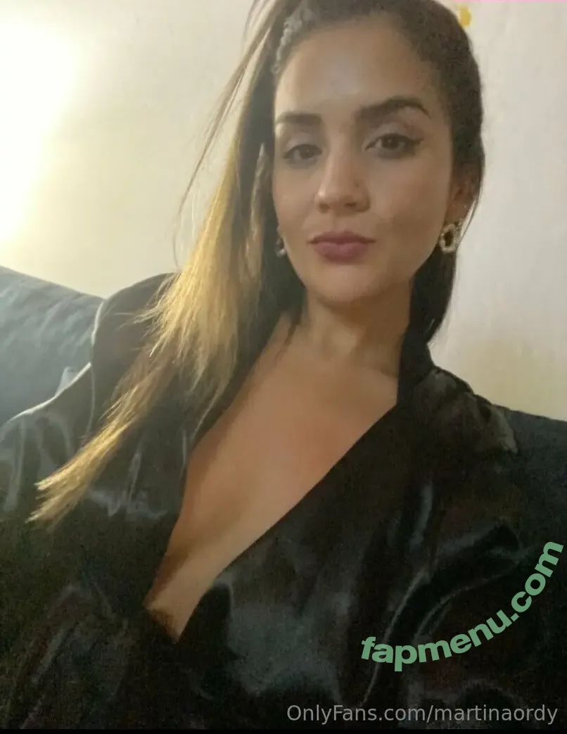martinaordy nude photo #0004 (martigiordaa)
