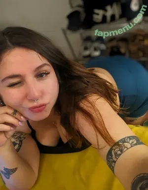  nude photo #0007
