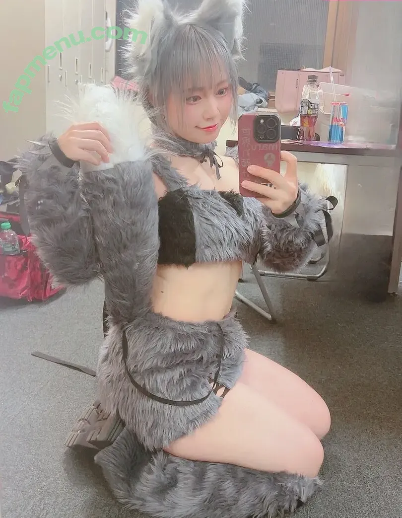 Maru nude photo #0019 (Maru)