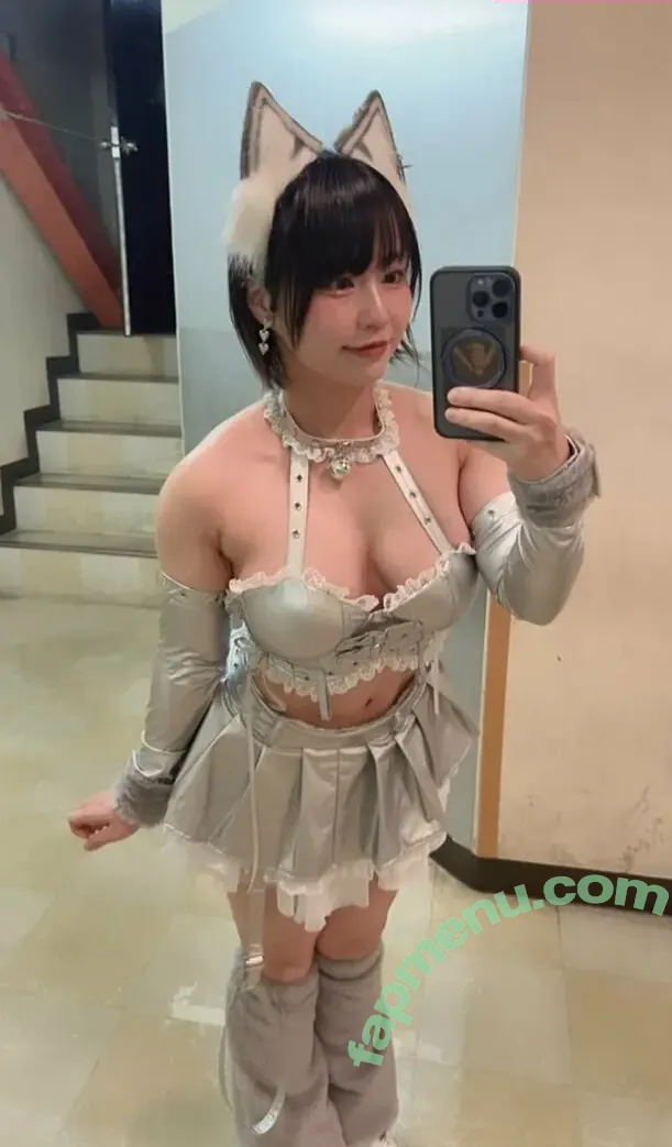 Maru nude photo #0024 (Maru)