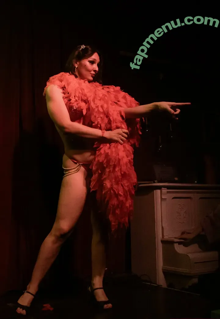 marulinax nude photo #0039 (x.marulina)