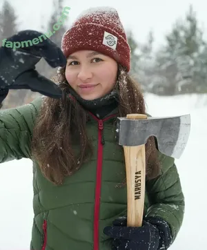 Marusya Shiklina / Marusya outdoors / marusya / marusya.shiklina nude photo #0016