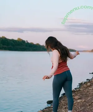 Marusya Shiklina / Marusya outdoors / marusya / marusya.shiklina nude photo #0074