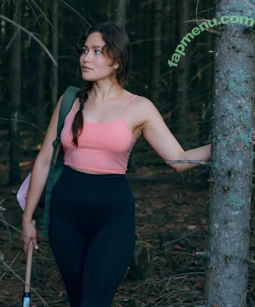 Marusya Shiklina nude photo #0027 (Marusya outdoors / marusya / marusya.shiklina)