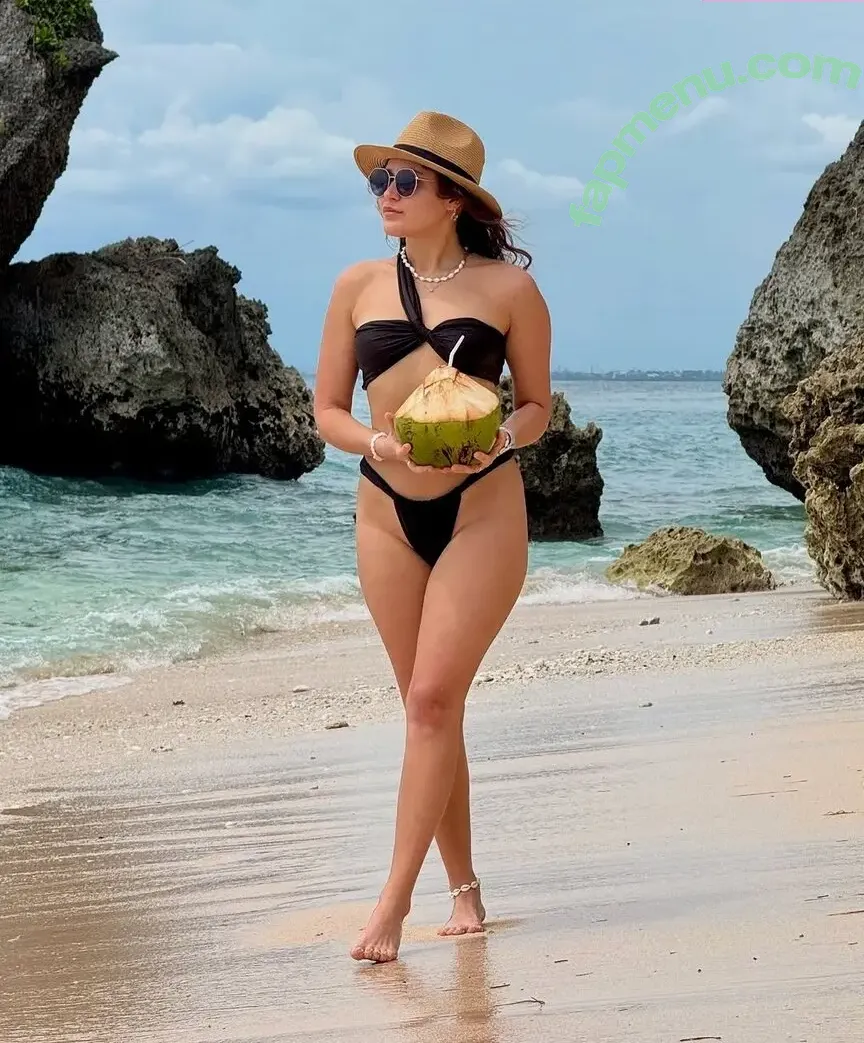 Marusya Shiklina nude photo #0319 (Marusya outdoors / marusya / marusya.shiklina)