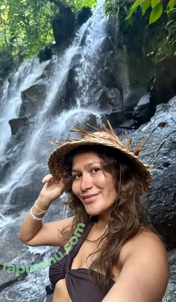 Marusya Shiklina nude photo #0330 (Marusya outdoors / marusya / marusya.shiklina)