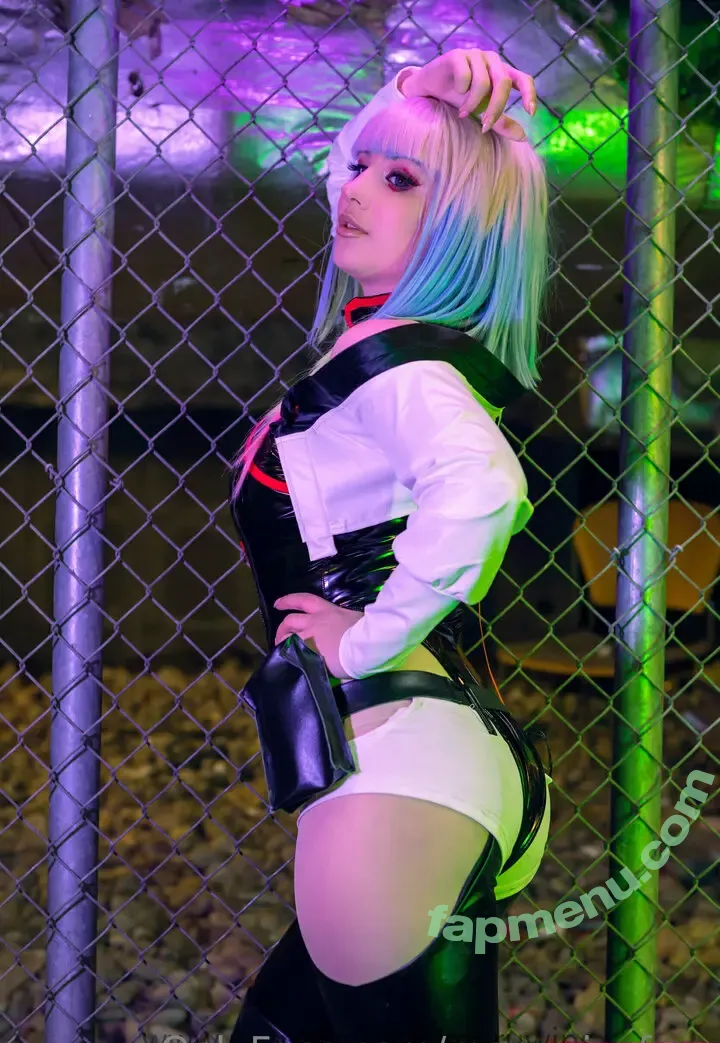 maruwinsfree nude photo #0448 (win_stagraham)