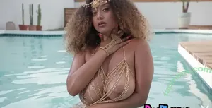  nude photo #0008