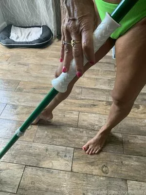 Mary Burke / maryburke / sexymilfmary / themaryburke3 nude photo #0072