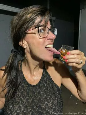 Mary Burke / maryburke / sexymilfmary / themaryburke3 nude photo #0097