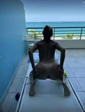 Mary Burke / maryburke / sexymilfmary / themaryburke3 nude photo #0182