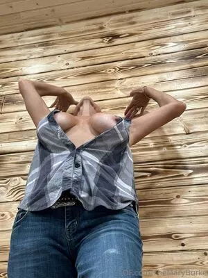 Mary Burke / maryburke / sexymilfmary / themaryburke3 nude photo #0194