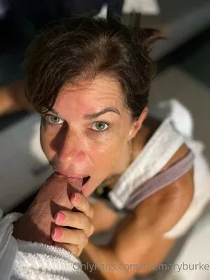 Mary Burke / maryburke / sexymilfmary / themaryburke3 nude photo #0367