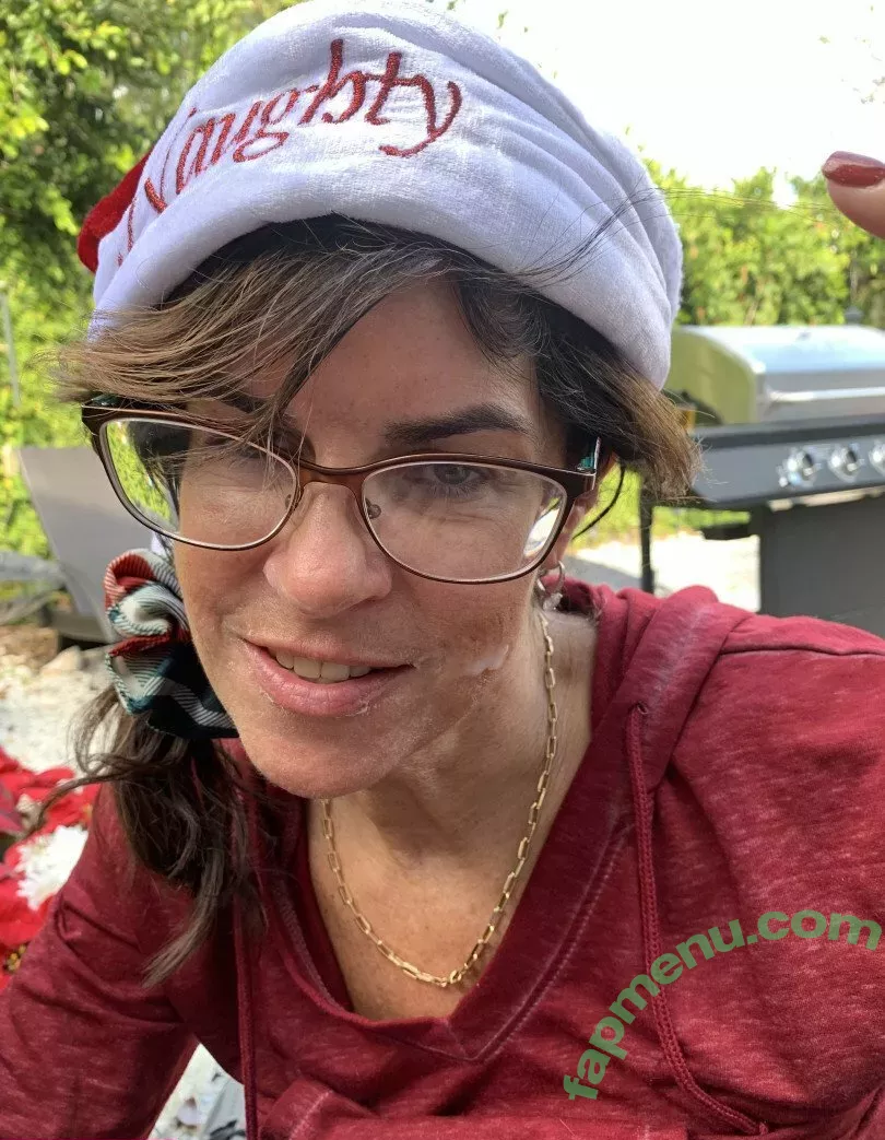 Mary Burke nude photo #0132 (maryburke / sexymilfmary / themaryburke3)