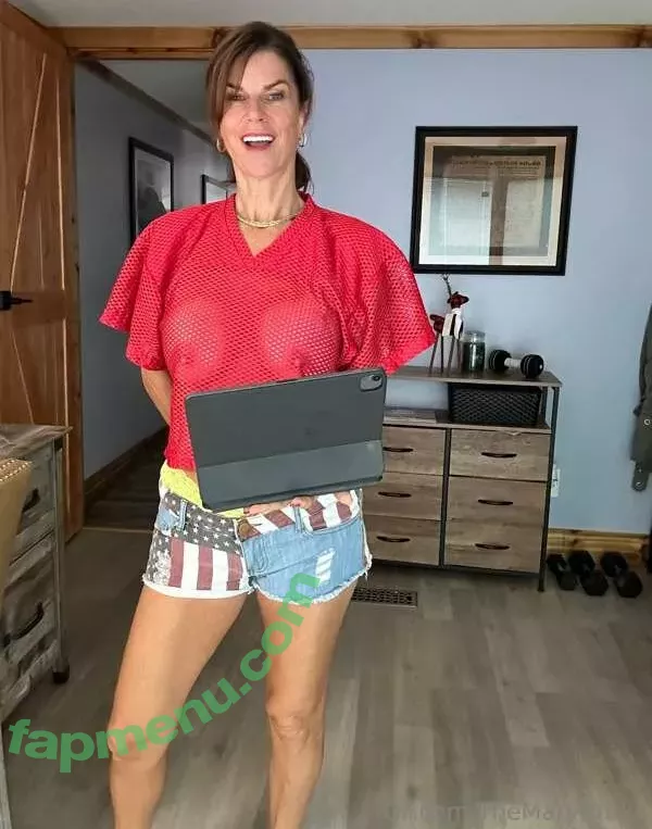 Mary Burke nude photo #0199 (maryburke / sexymilfmary / themaryburke3)