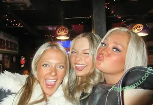 Mary Chapman Morrow / mc_morrow nude photo #0110