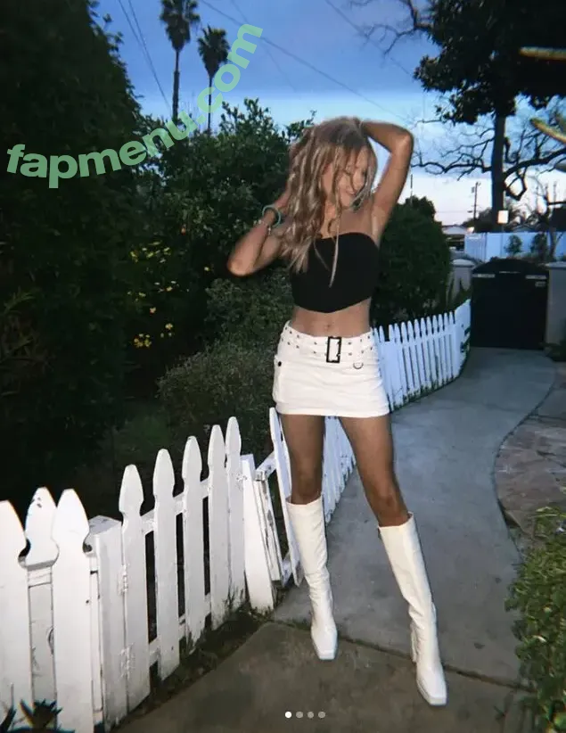 Mary-Kate Willis nude photo #0021 (marykate.willis)