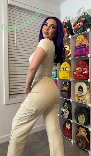 Mary Liven / maryroseliven nude photo #0071