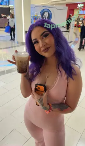 Mary Liven / maryroseliven nude photo #0109