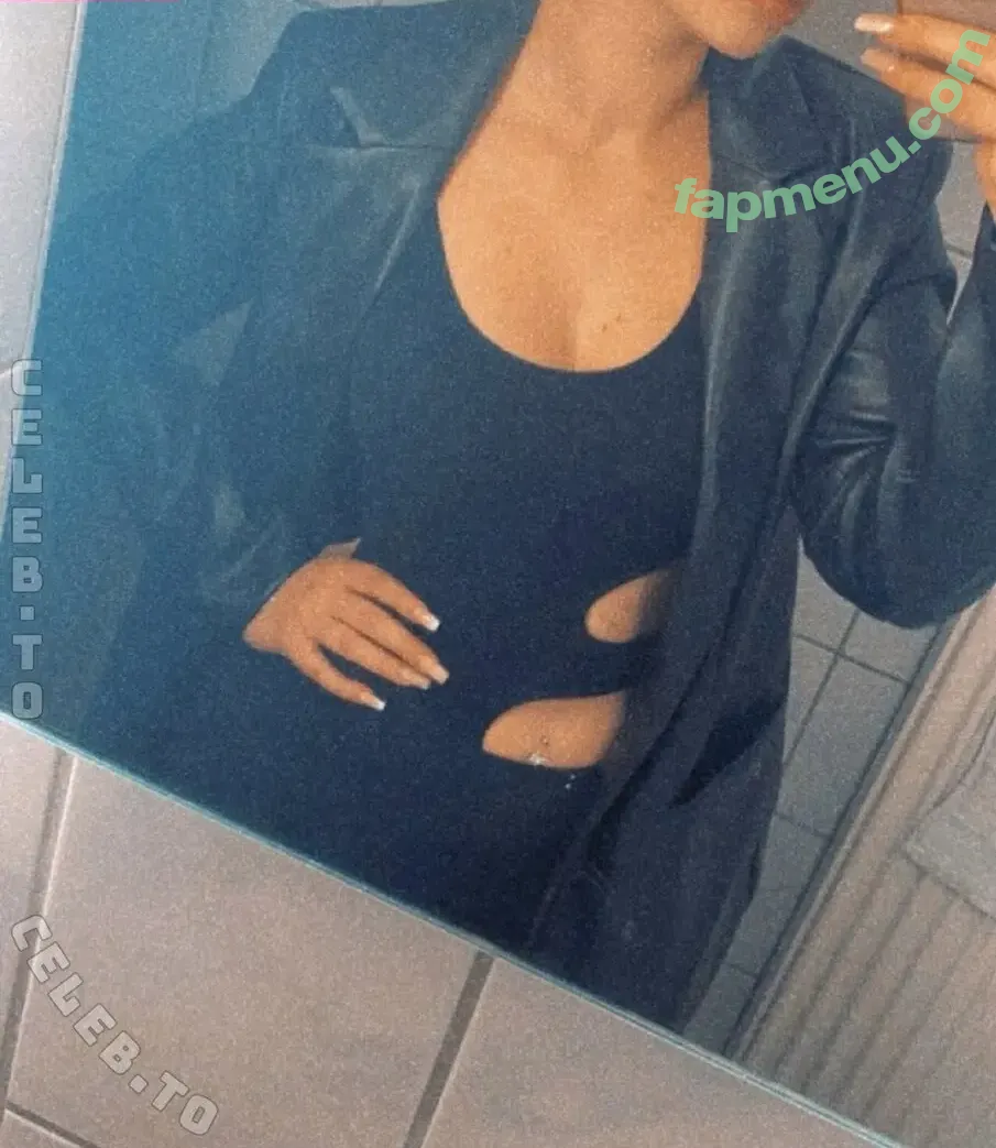 Mary Moon nude photo #0089 (maryyy.mooon / thesavorymoon)