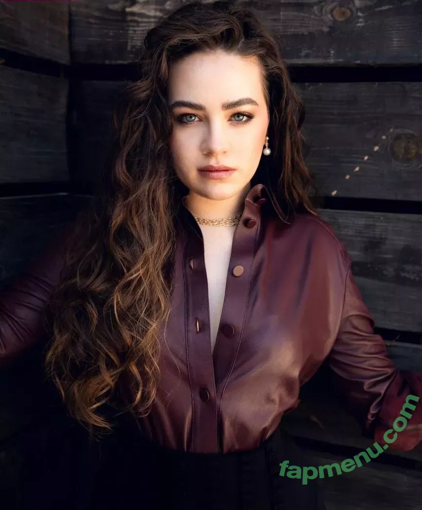 Mary Mouser nude photo #0033 (missmarymmouser)