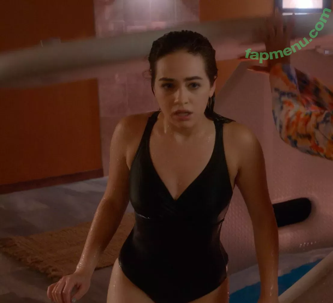 Mary Mouser nude photo #0072 (missmarymmouser)