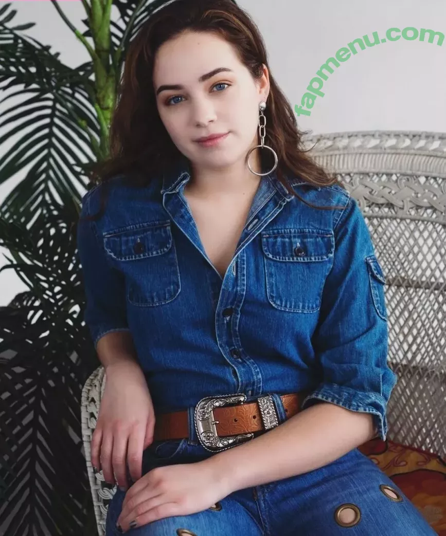 Mary Mouser nude photo #0098 (missmarymmouser)