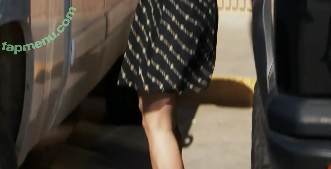 Mary Padian nude photo #0017 (marypadian)