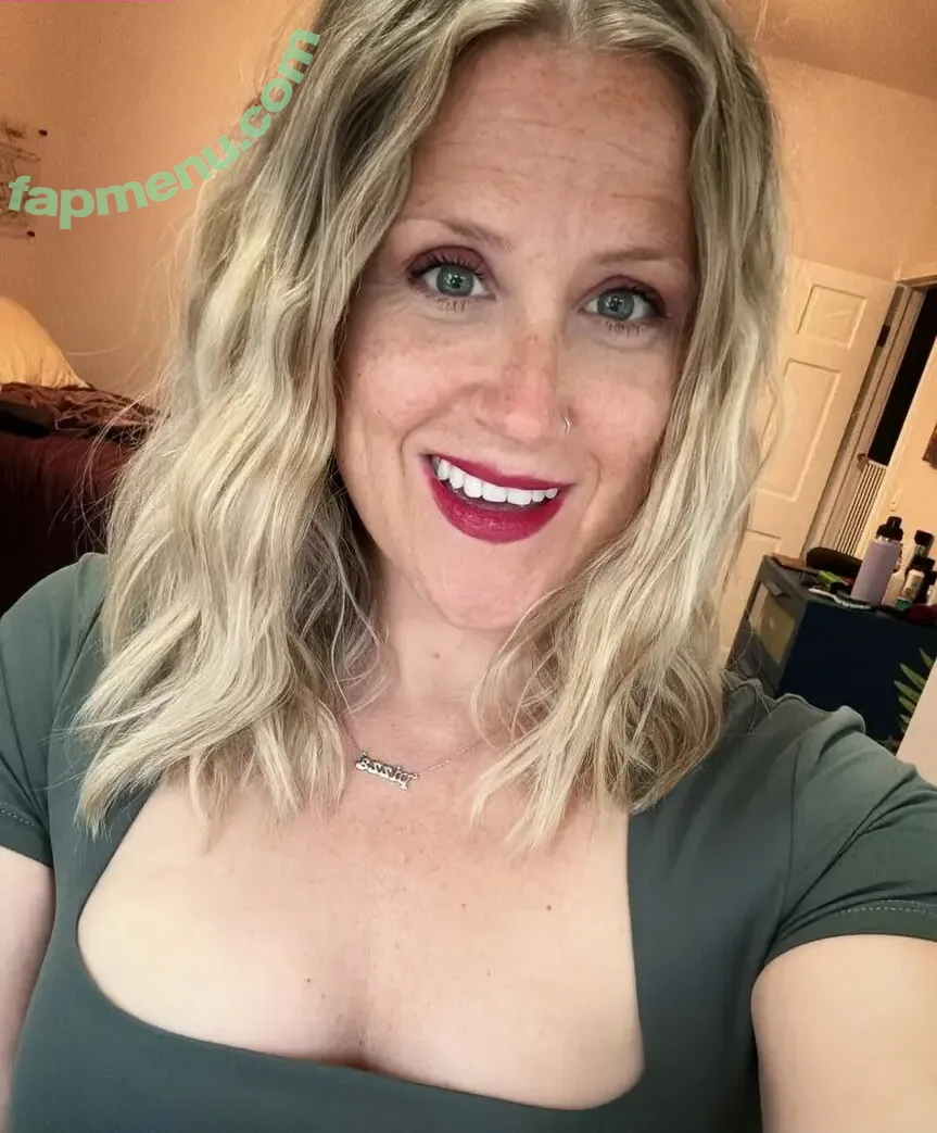 Mary Santora nude photo #0004 (marysantoracomedy)