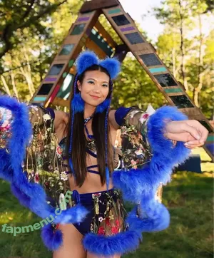 Mary Ye / wobbly.mary nude photo #0027