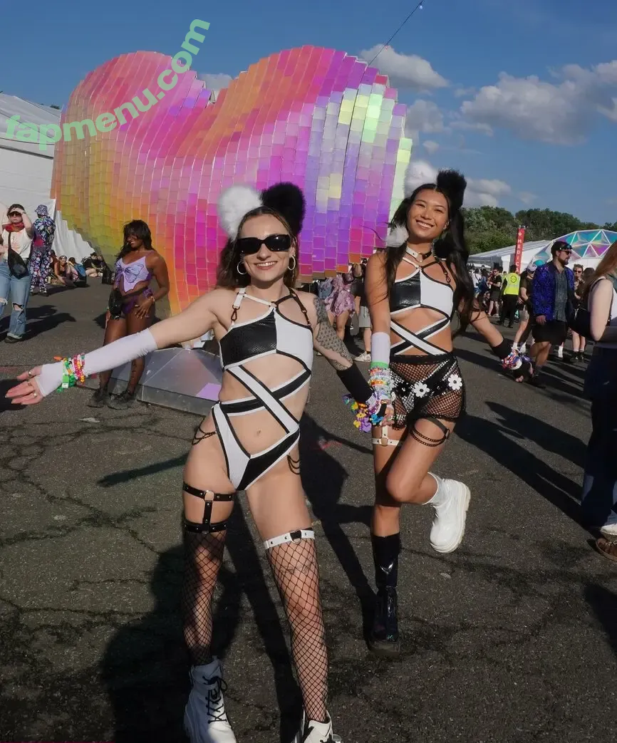 Mary Ye nude photo #0035 (wobbly.mary)