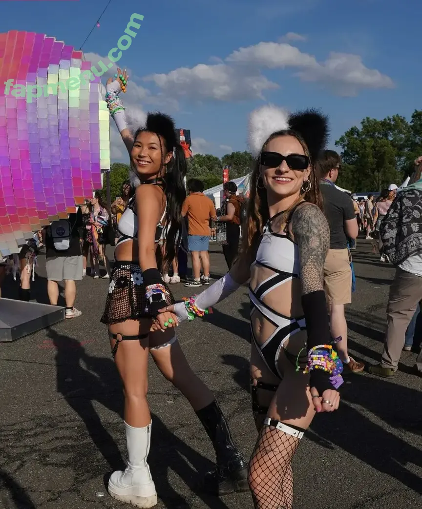 Mary Ye nude photo #0036 (wobbly.mary)