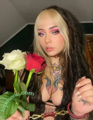 maryathamefree / mary.athame nude photo #0005