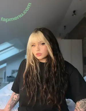 maryathamefree / mary.athame nude photo #0018