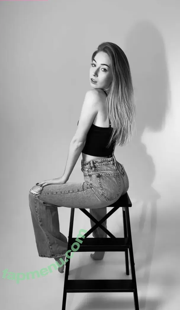 Marycam8 nude photo #0002 (Marycam8)